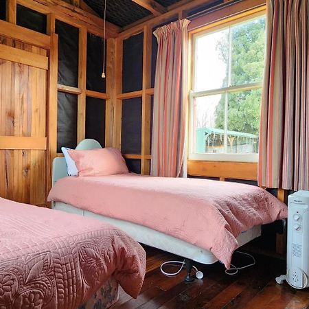 Historic Shearers Quarters Villa Ruahine ภายนอก รูปภาพ